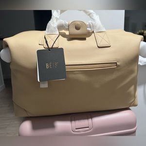 The Premium Duffel In Beige